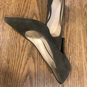 Green suede pointed toe heels